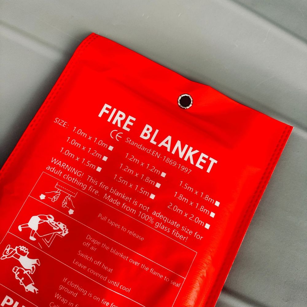 ผ้าห่มกันไฟ ผ้าป้องกันอัคคีภัย - Fire Blanket Kitchen บทวิจารณ์และราคา